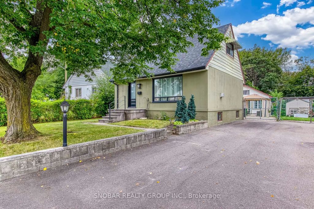 84 Allenby Avenue, Toronto W10