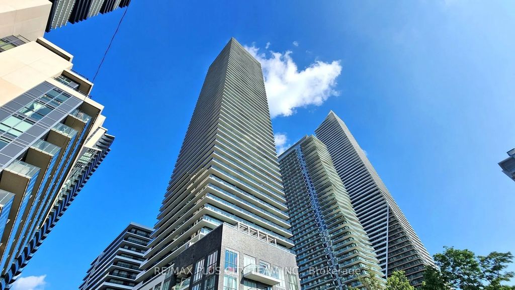 70 Annie Craig Drive W 205, Toronto W06