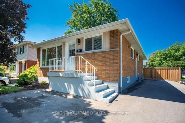 576 Turner Drive Main, Burlington