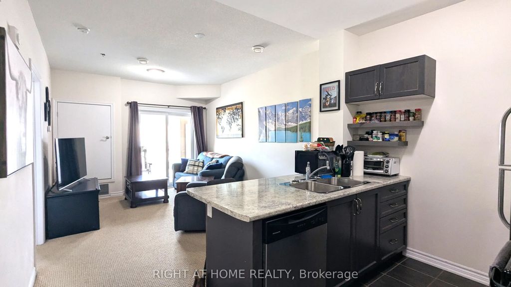 1360 Costigan Road 210, Milton