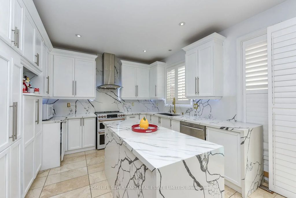 36 Lucky Lane, Brampton