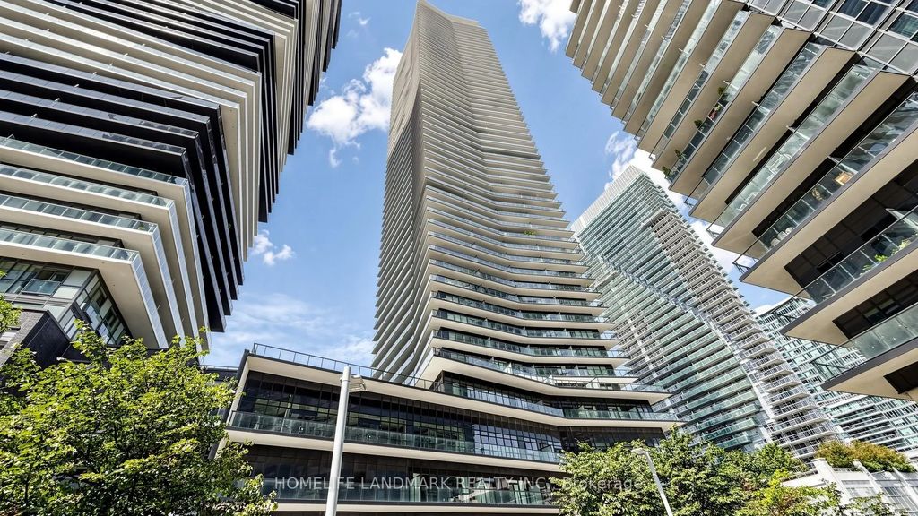 38 Annie Craig Drive 2702, Toronto W06