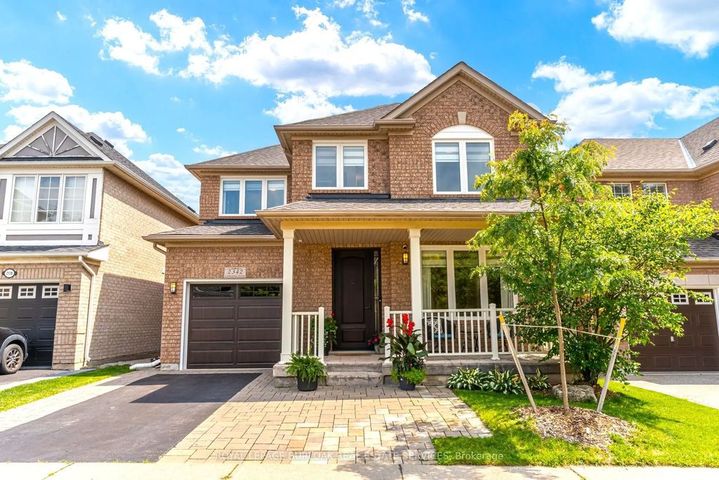 2342 Lionstone Drive, Oakville