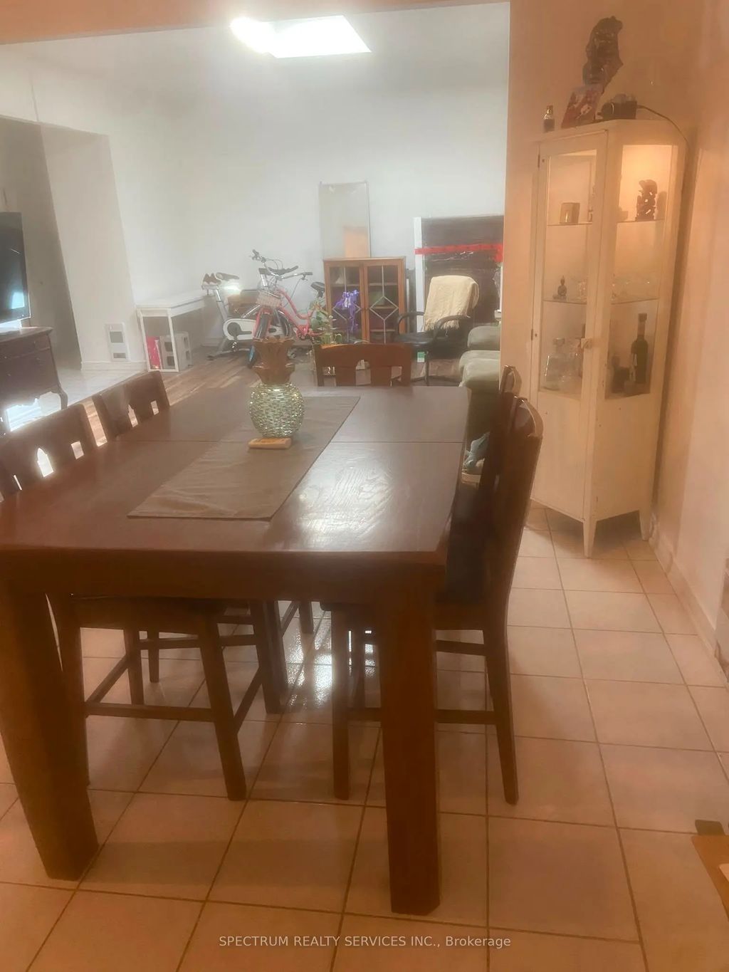 3126 Dundas Street W Rear Main Floor Loft, Toronto W02