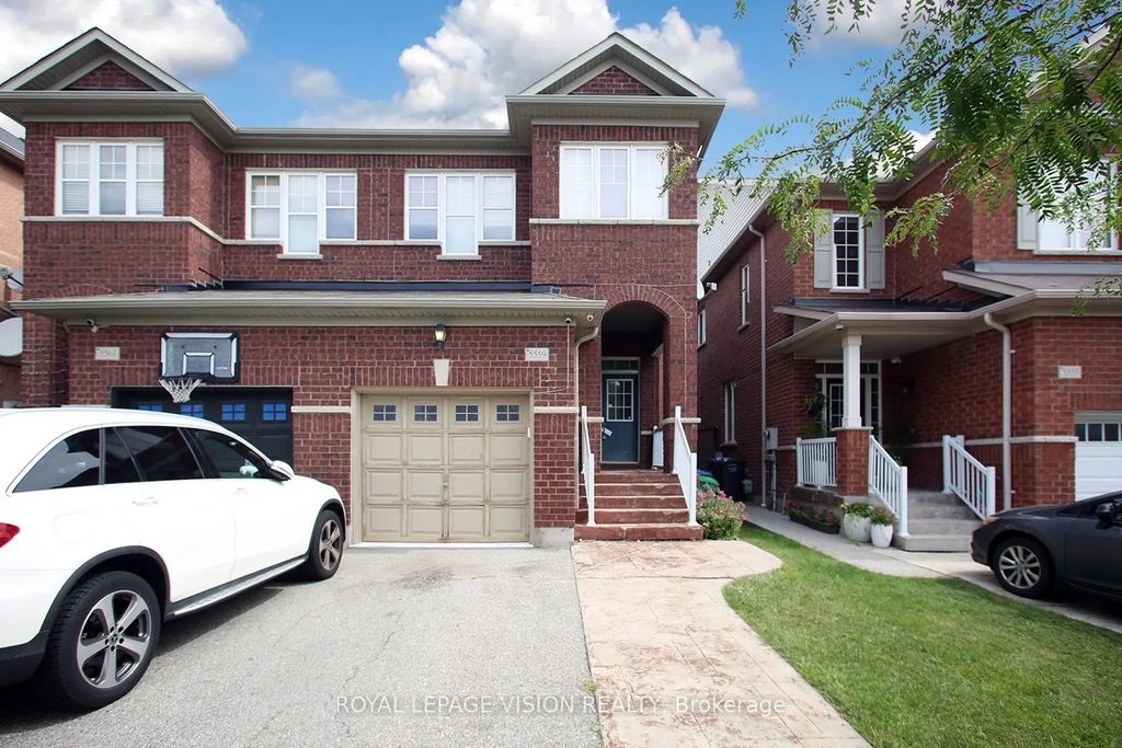 5559 Bonnie Street, Mississauga