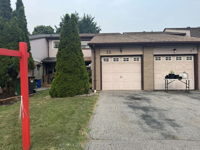 23 Scottsdale Court, Brampton