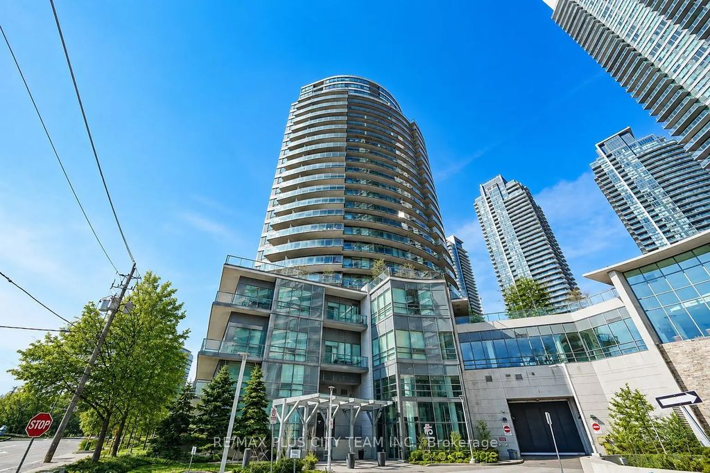 15 Legion Road 1108, Toronto W06