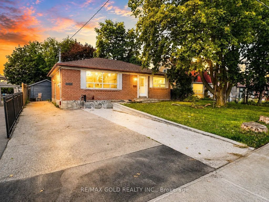 3352 Etude Drive, Mississauga
