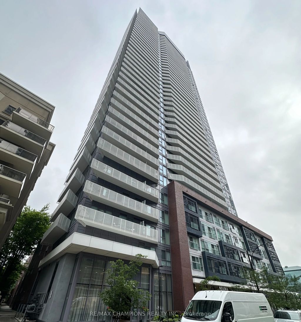 4065 Confederation Parkway 1402, Mississauga