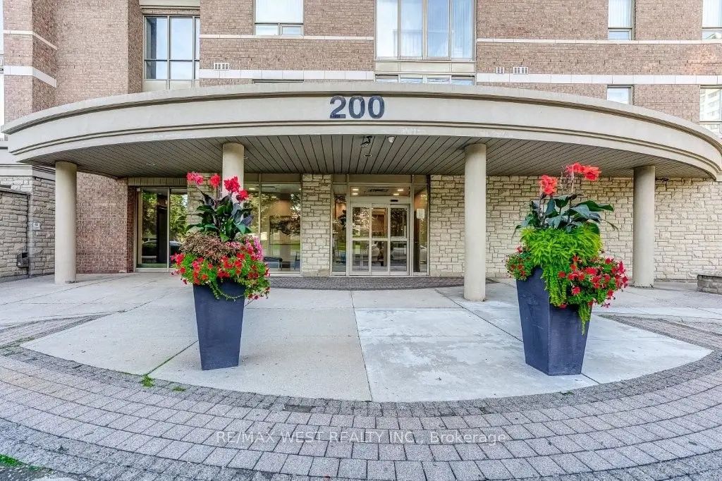 200 Burnhamthorpe Road E 1606, Mississauga