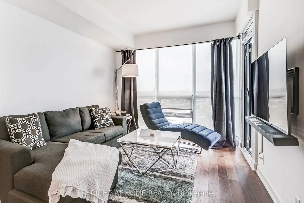 2212 Lake Shore Boulevard W 2710, Toronto W06
