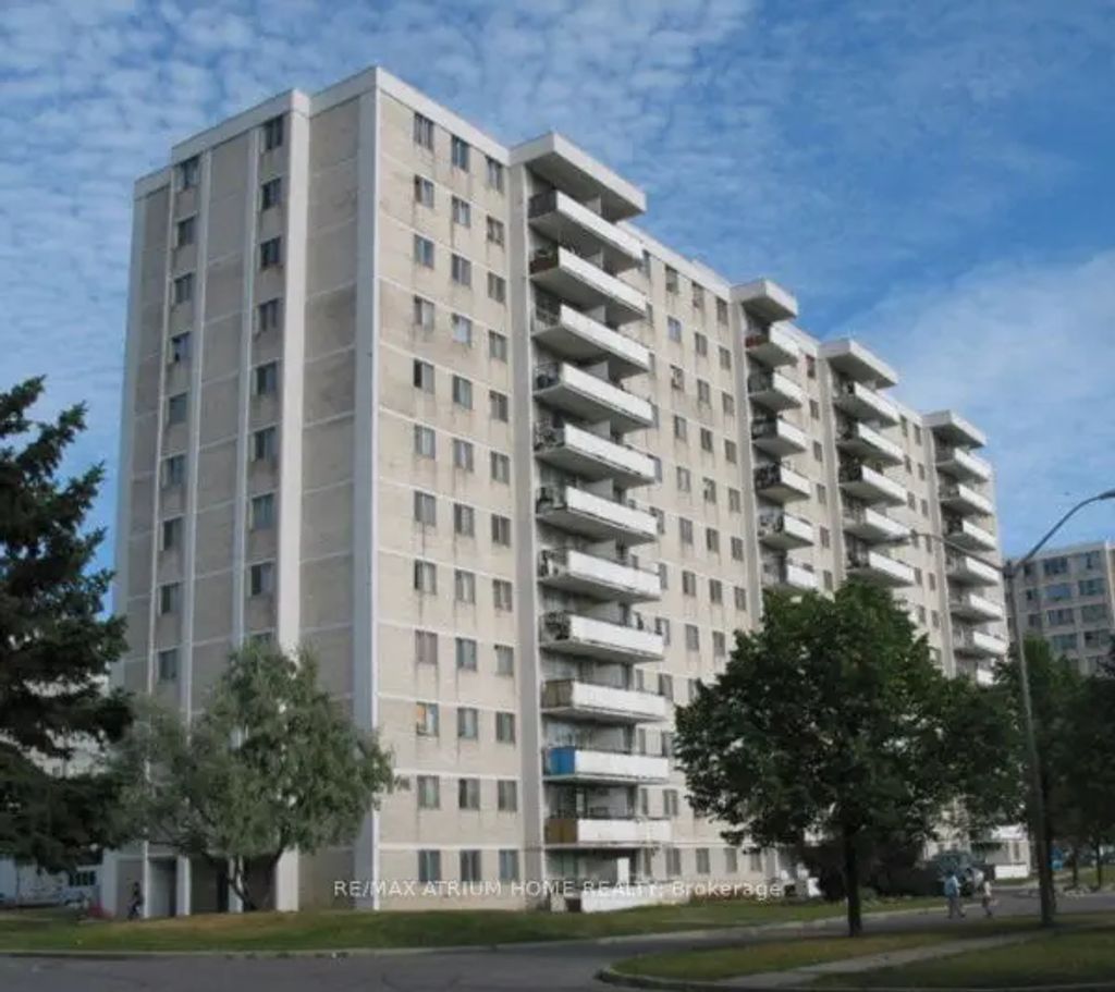 100 Lotherton Pathway 410, Toronto W04