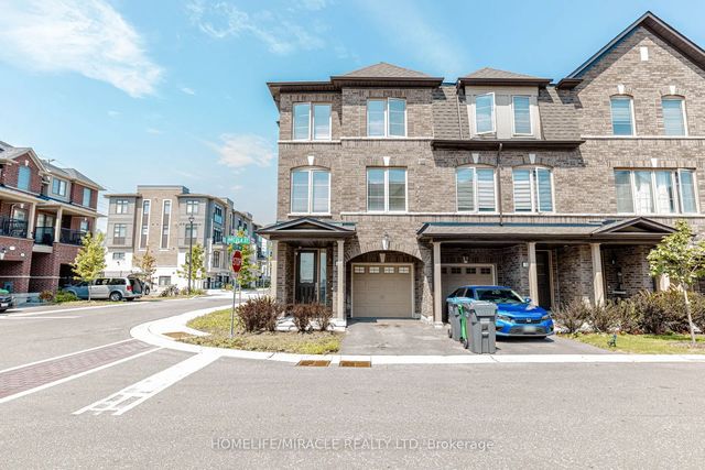 32 Arcola Street, Brampton