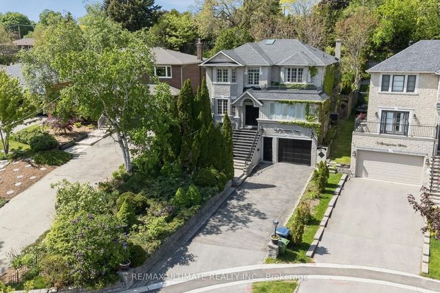73 Bonnyview Drive, Toronto W07