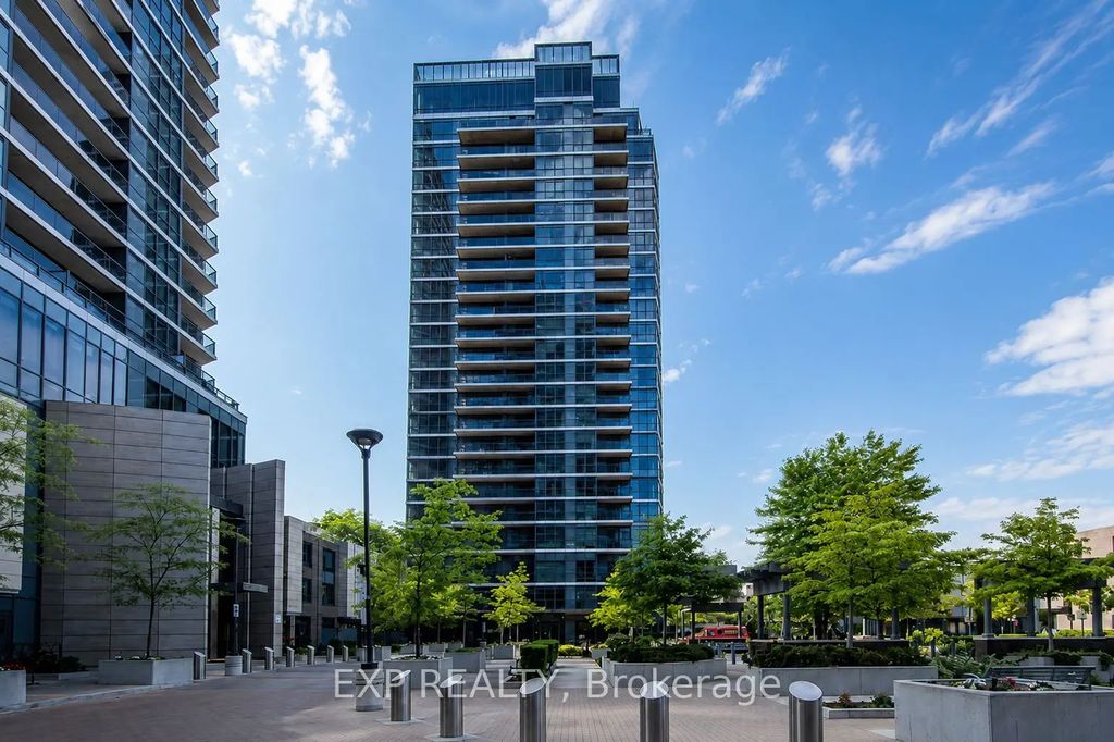 1 Valhalla Inn Road 1807, Toronto W08