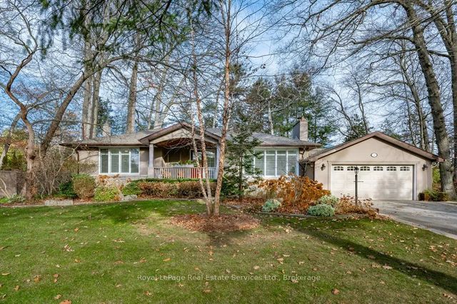 349 Wedgewood Drive, Oakville