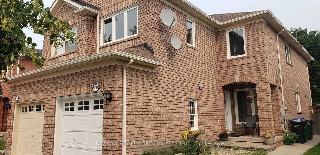 1361 Quest Circle Main & 2nd, Mississauga