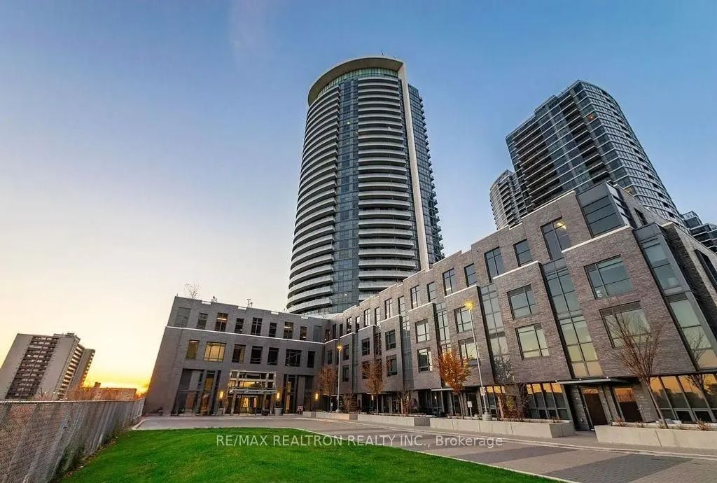 30 Gibbs Road 1310, Toronto W08