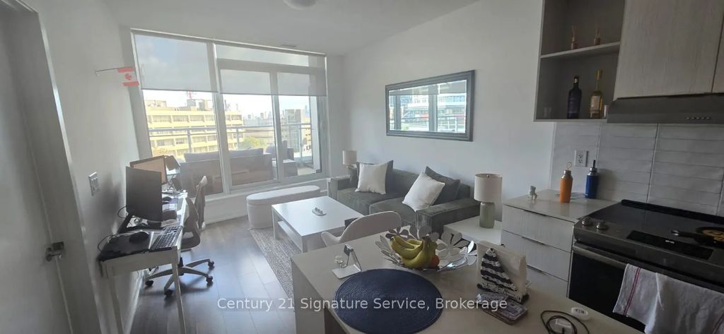 2520 Eglinton Avenue W 307, Mississauga