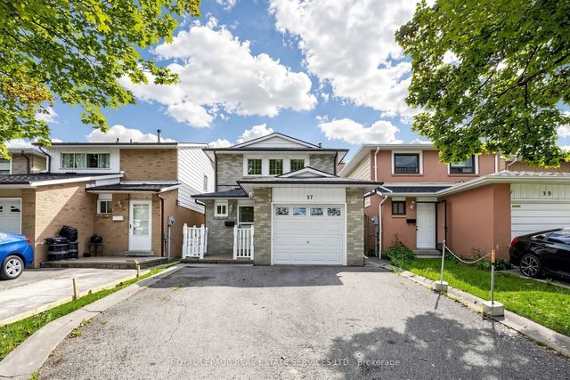 37 Woodsview Avenue, Toronto W10
