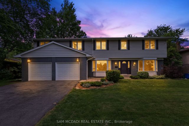 1449 Truscott Drive, Mississauga