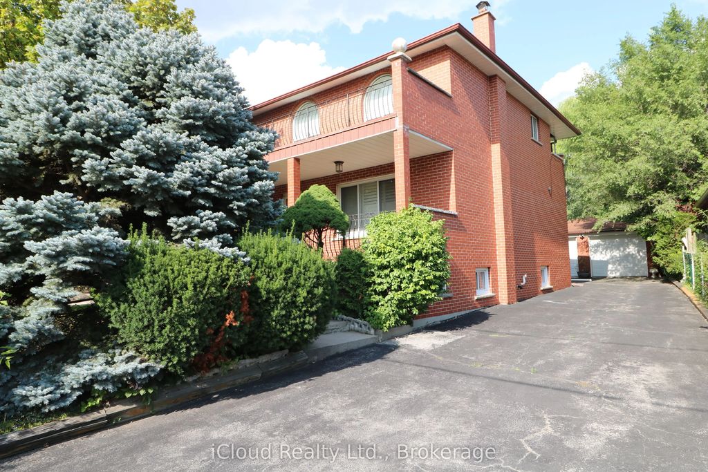 9 Benalto Road, Toronto W04
