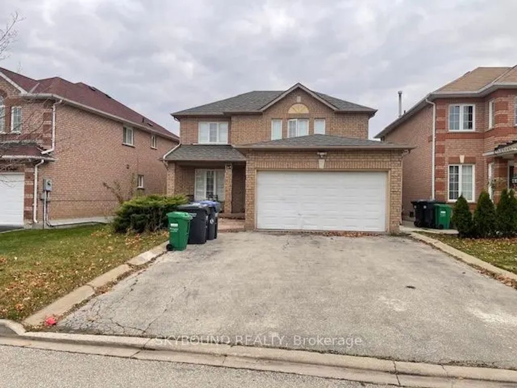 18 Fenflower Court Bsmt, Brampton