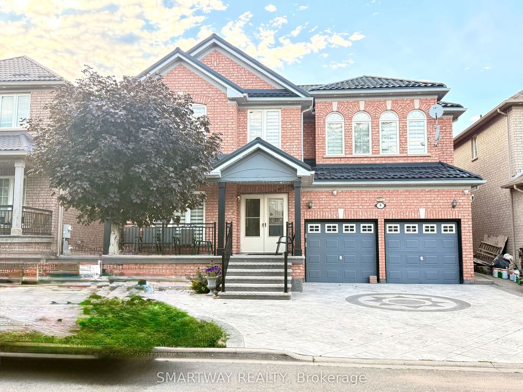4 E Blazing Star Drive, Brampton
