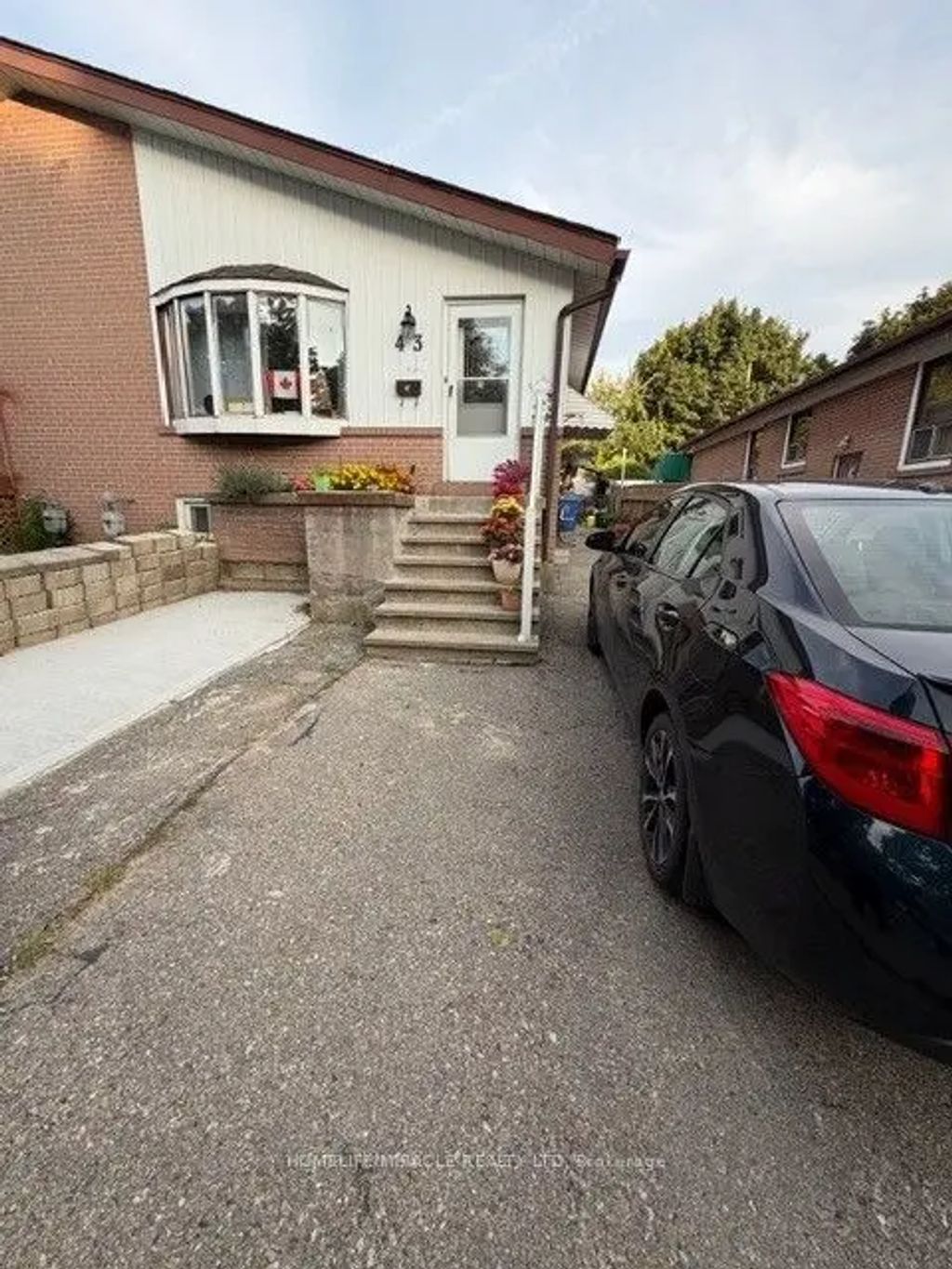 43 Corby Crescent, Brampton