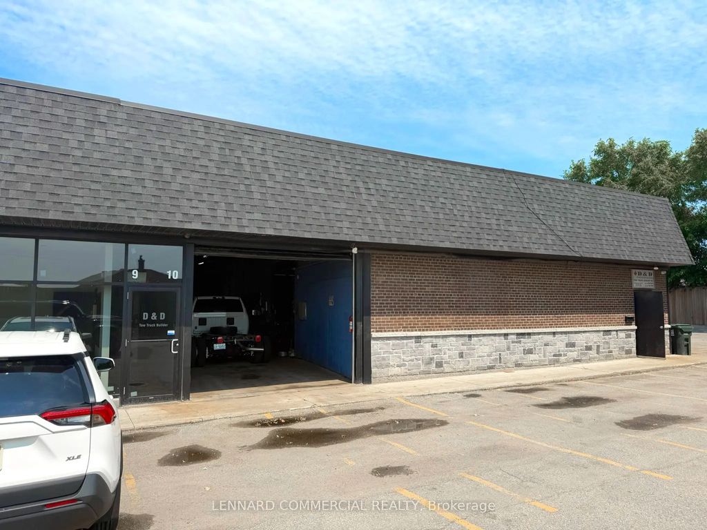 101 Oakdale Road 9-10, Toronto W05