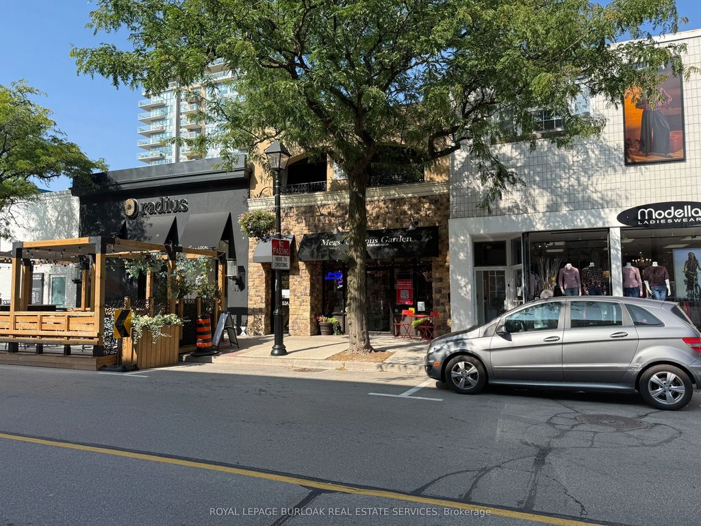 453 Brant Street, Burlington