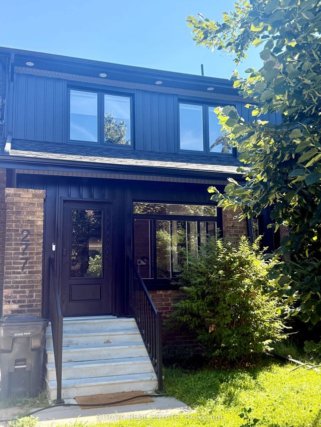 277 Kennedy Avenue, Toronto W02