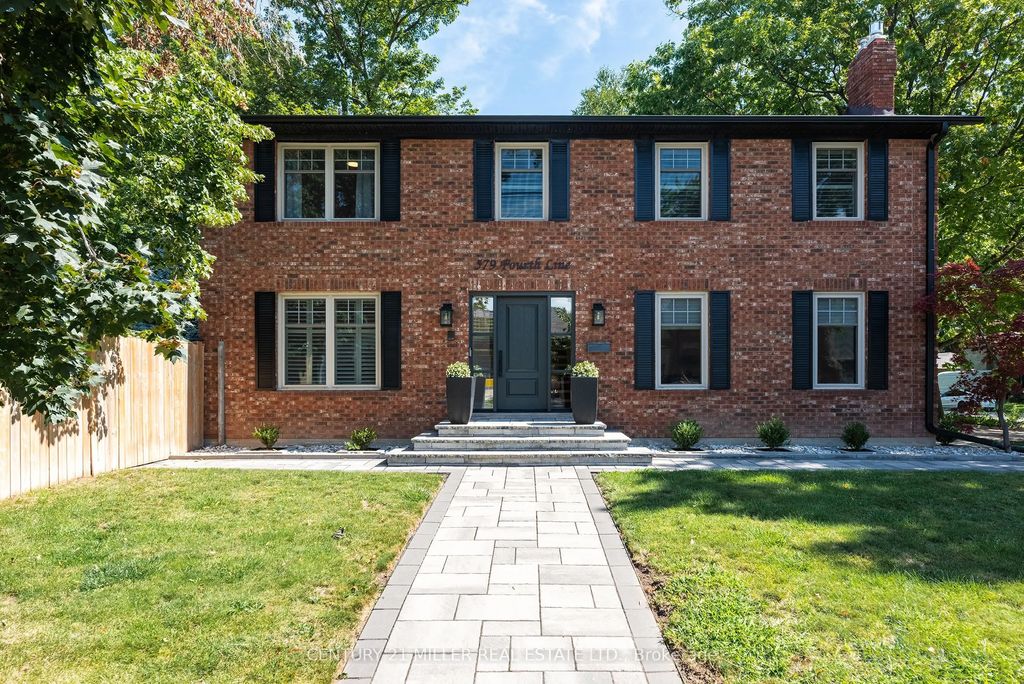 579 Fourth Line, Oakville