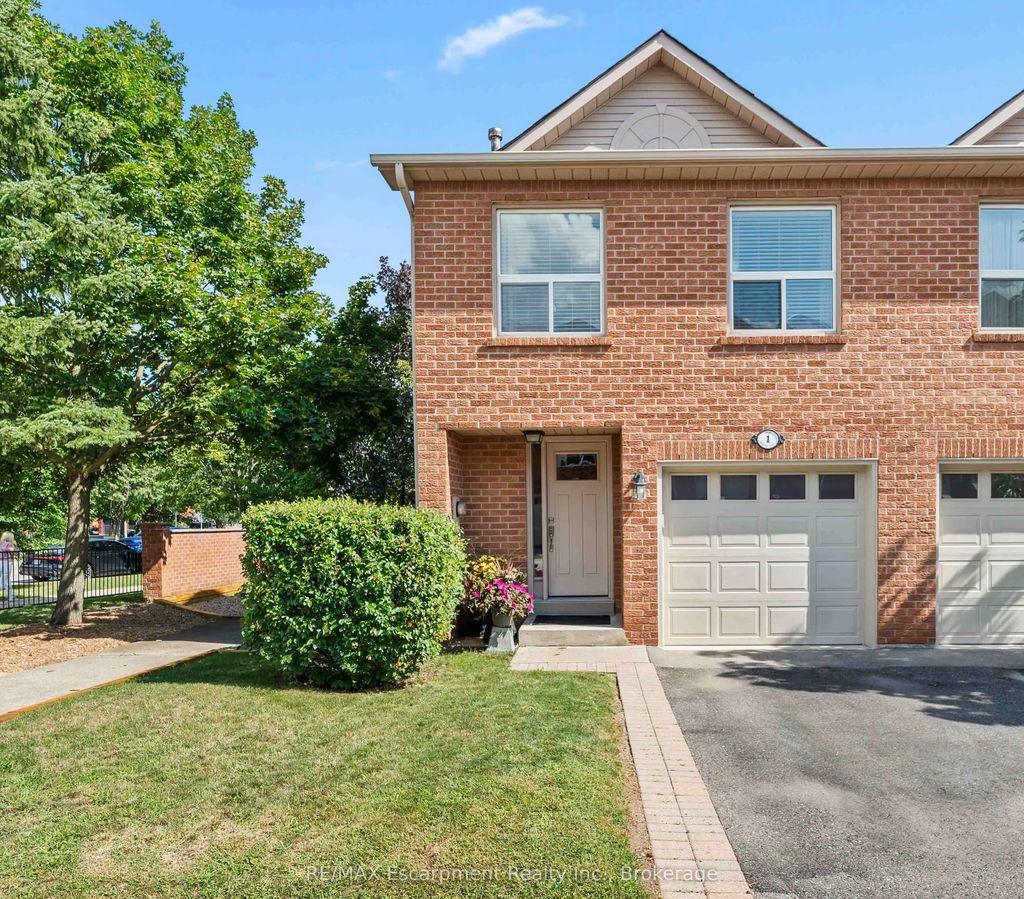 1500 Reeves Gate 1, Oakville