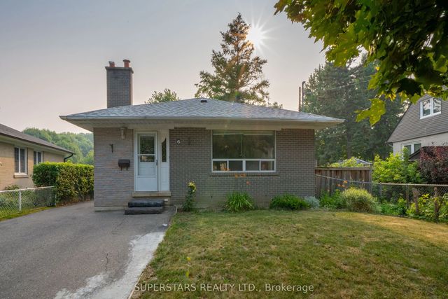 6 Meadowland Drive, Brampton