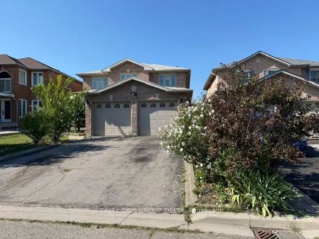 24 Arborview Crescent Upper, Toronto W10