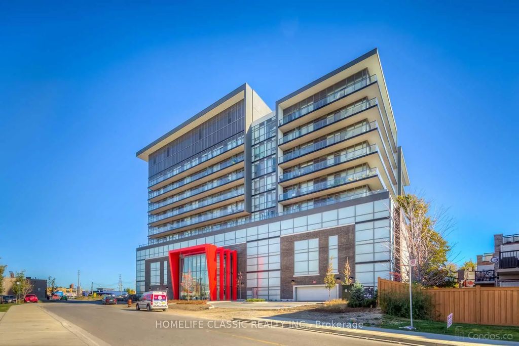 15 James Finlay Way 611, Toronto W05