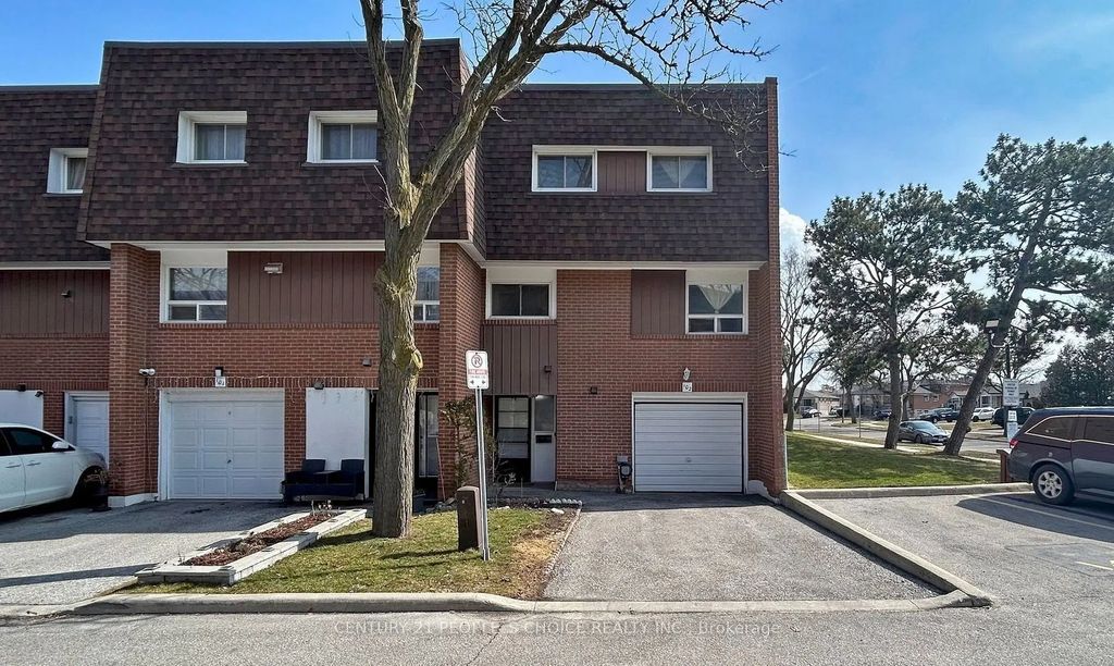 4 Litchfield Court 102, Toronto W10