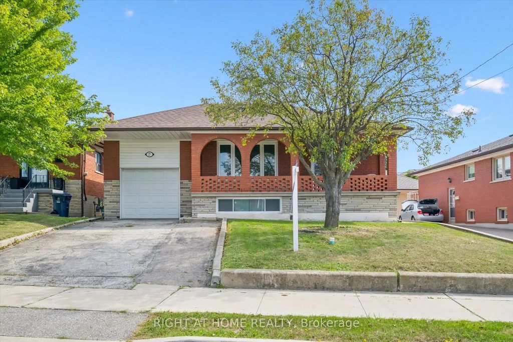 27 Jocada Road, Toronto W04