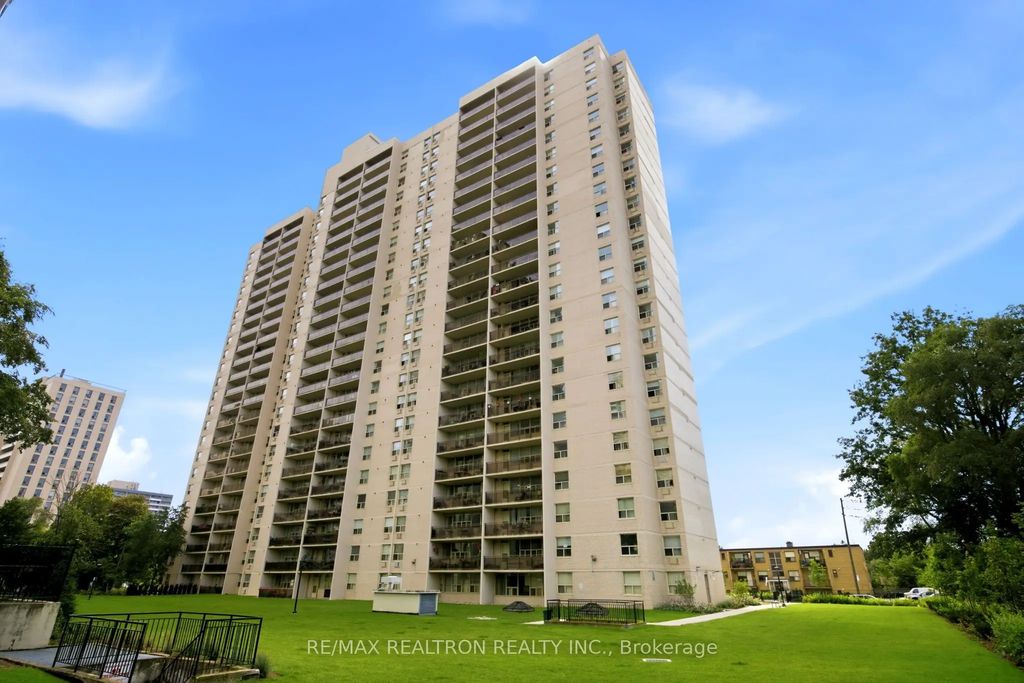 155 Marlee Avenue 909, Toronto W04