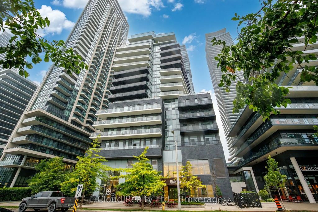 110 Marine Parade Drive 810, Toronto W06