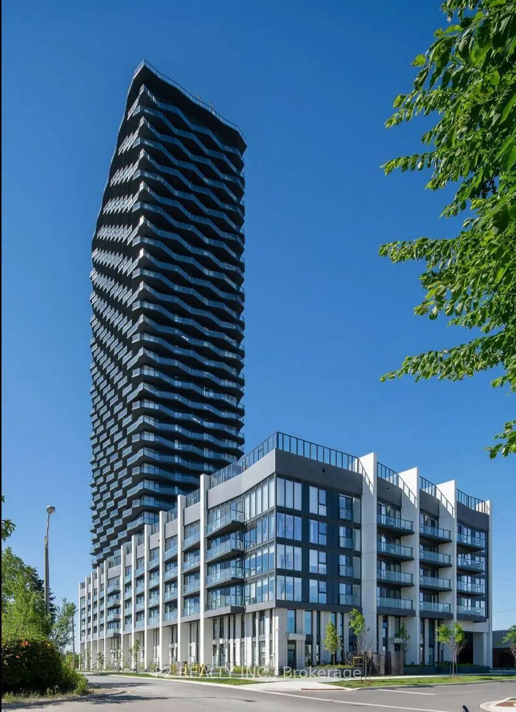 36 Zorra Street 631, Toronto W08