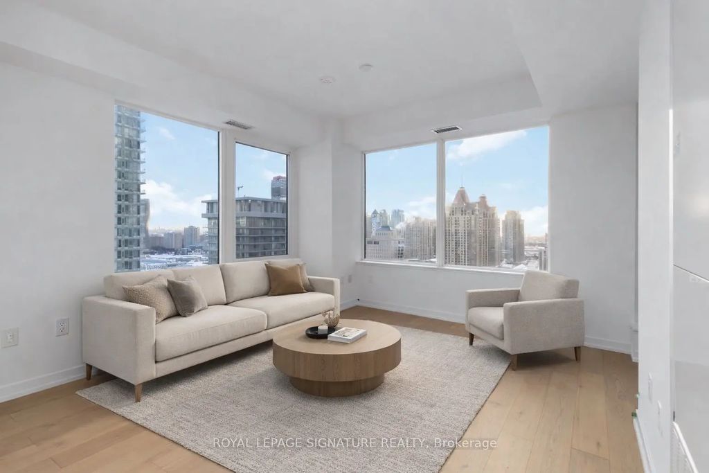 395 Square One Drive 2004, Mississauga