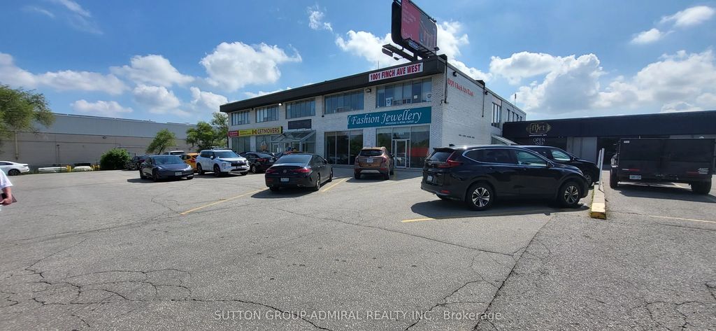 1001 Finch Avenue W 201, Toronto W05