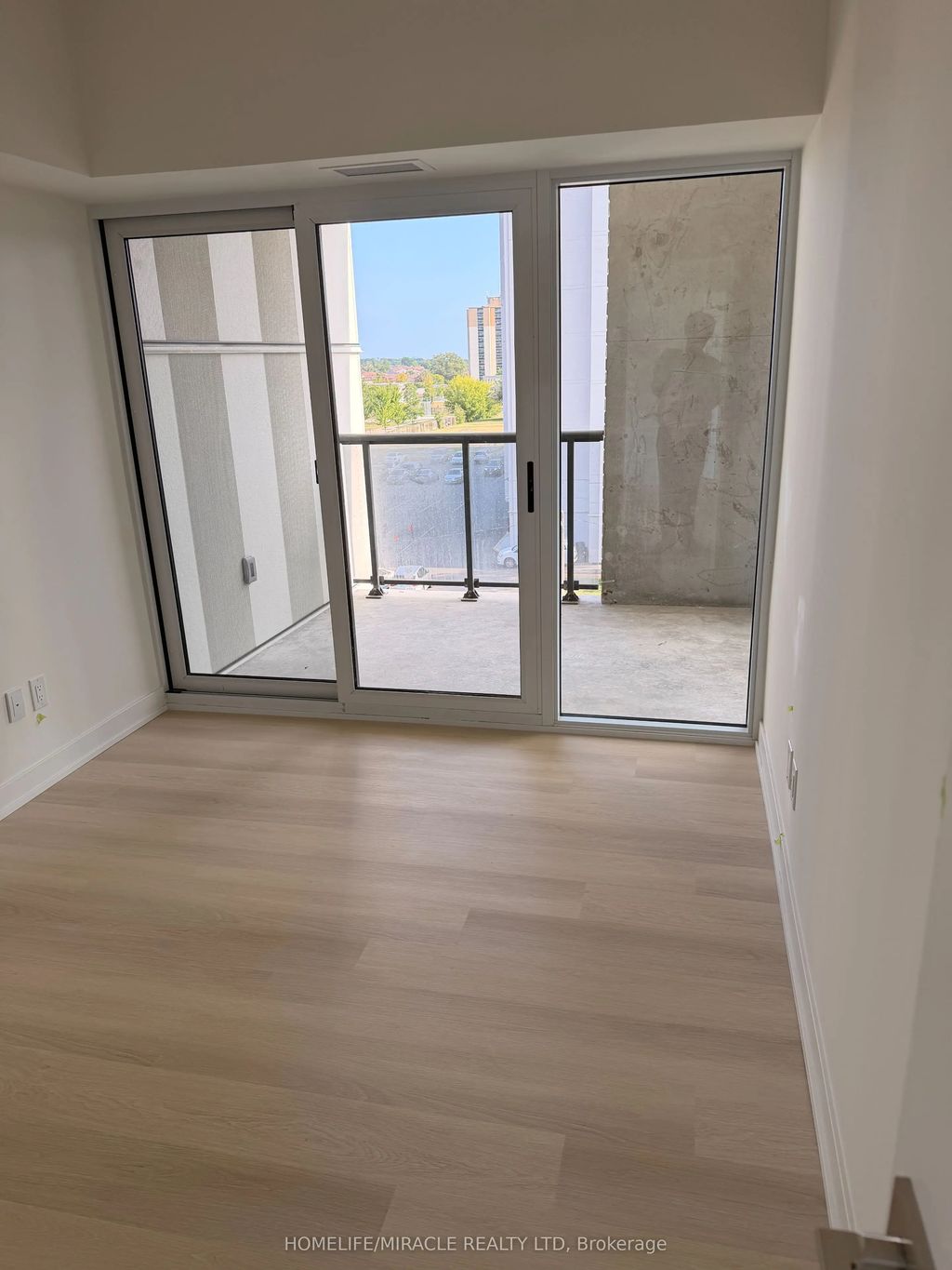 2825 Jane Street 404, Toronto W05
