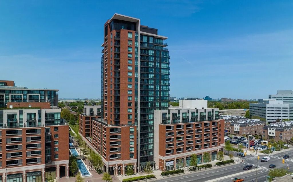 800 Lawrence Avenue W 814, Toronto W04