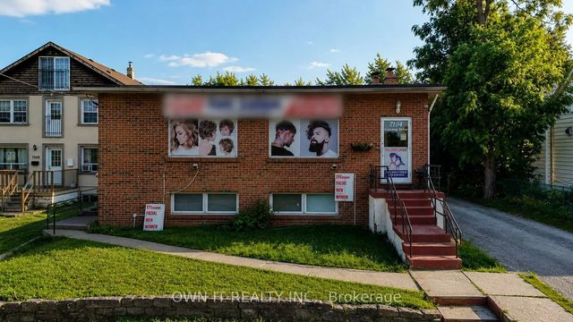 7104 Goreway Drive, Mississauga