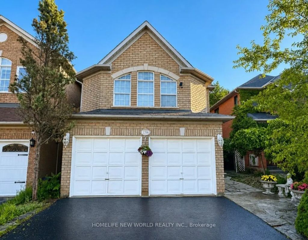 2326 Yorktown Circle, Mississauga