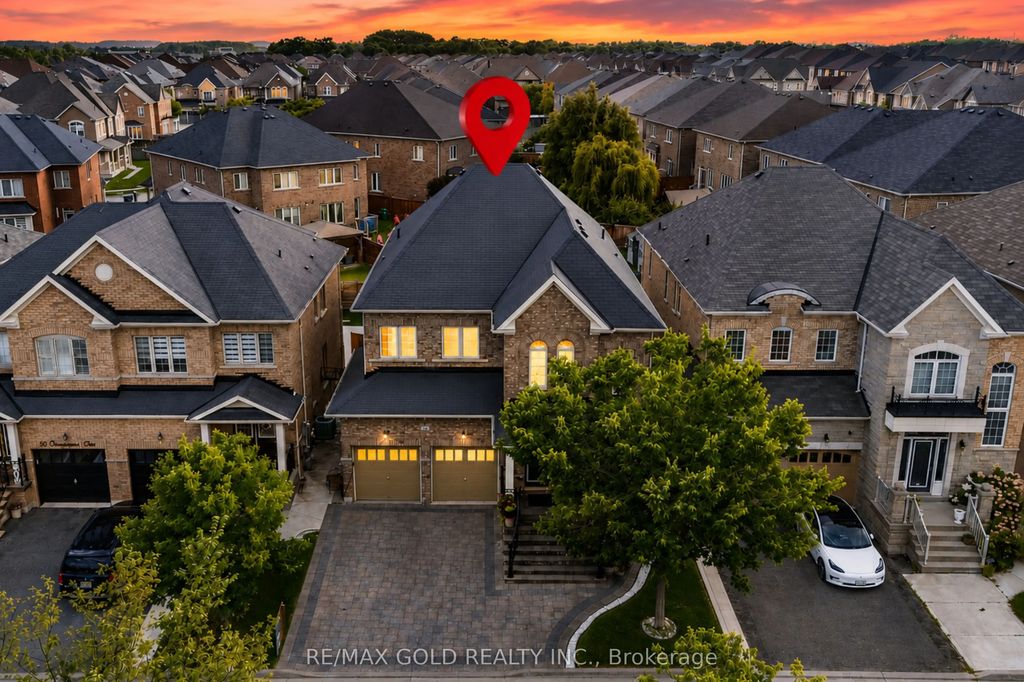 54 Orangeblossom Trail, Brampton