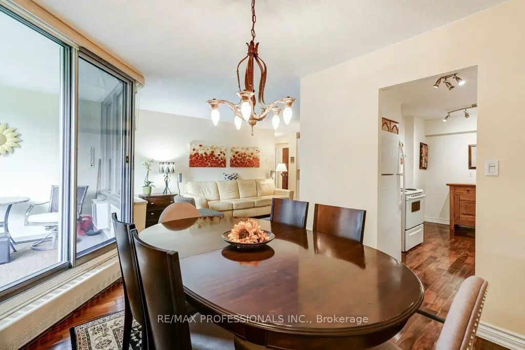 420 Mill Road 112, Toronto W08